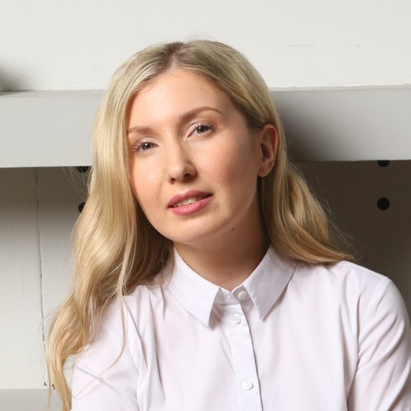 Гельмира Маринина, Дядя Ваня — мне неприятно, когда агентство работает с конкурентами             
                    Гельмира Маринина, Дядя Ваня — мне неприятно, когда агентство работает с конкурентами