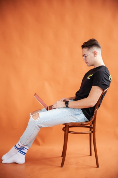 Нейросеть делает креативы для таргета или как завлечь ЦА с помощью искусственного интеллекта             
                    Нейросеть делает креативы для таргета или как завлечь ЦА с помощью искусственного интеллекта