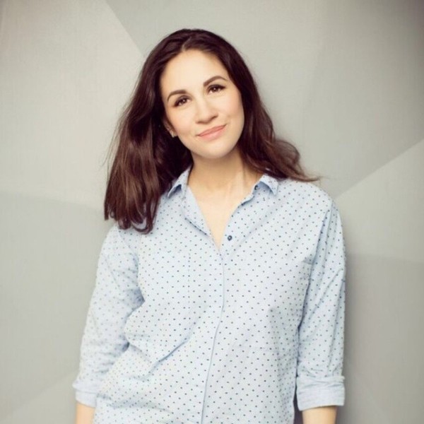 
                    Как проводит закупки в диджитале магазин парфюмерии и косметики Иль де Ботэ            