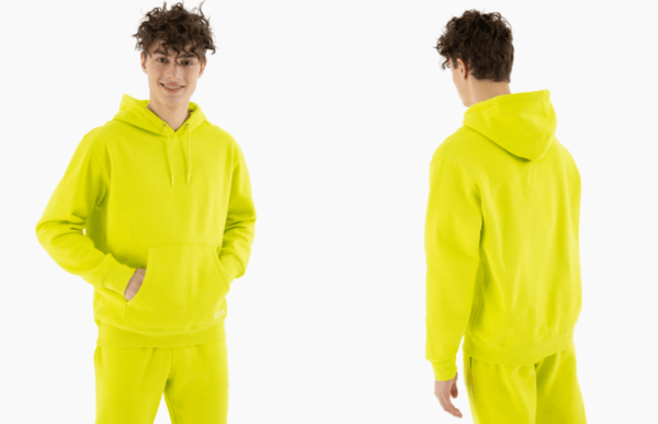 «Глория Джинс» анонсировала новый бренд одежды для подростков «Глория Джинс» анонсировала новый бренд одежды для подростков