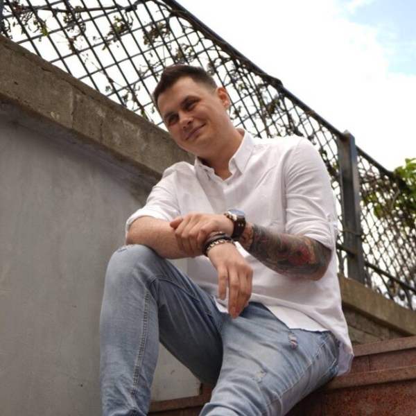 
                    Спросили 110 агентств и клиентов — нужен ли агентству телефон            